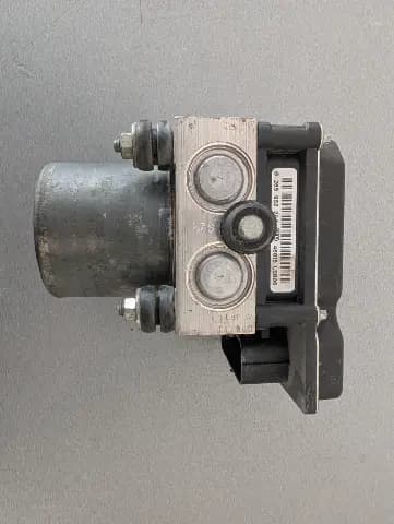 ABS pumpa Peugeot 508 1 — Peugeot 508 1