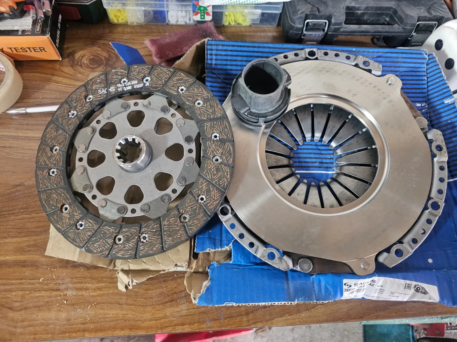 Sachs set kvačila BMW E36 — BMW E36 (fotografija 1 od 5)