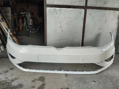 Prednji branik VW golf 7 — Volkswagen Golf 7
