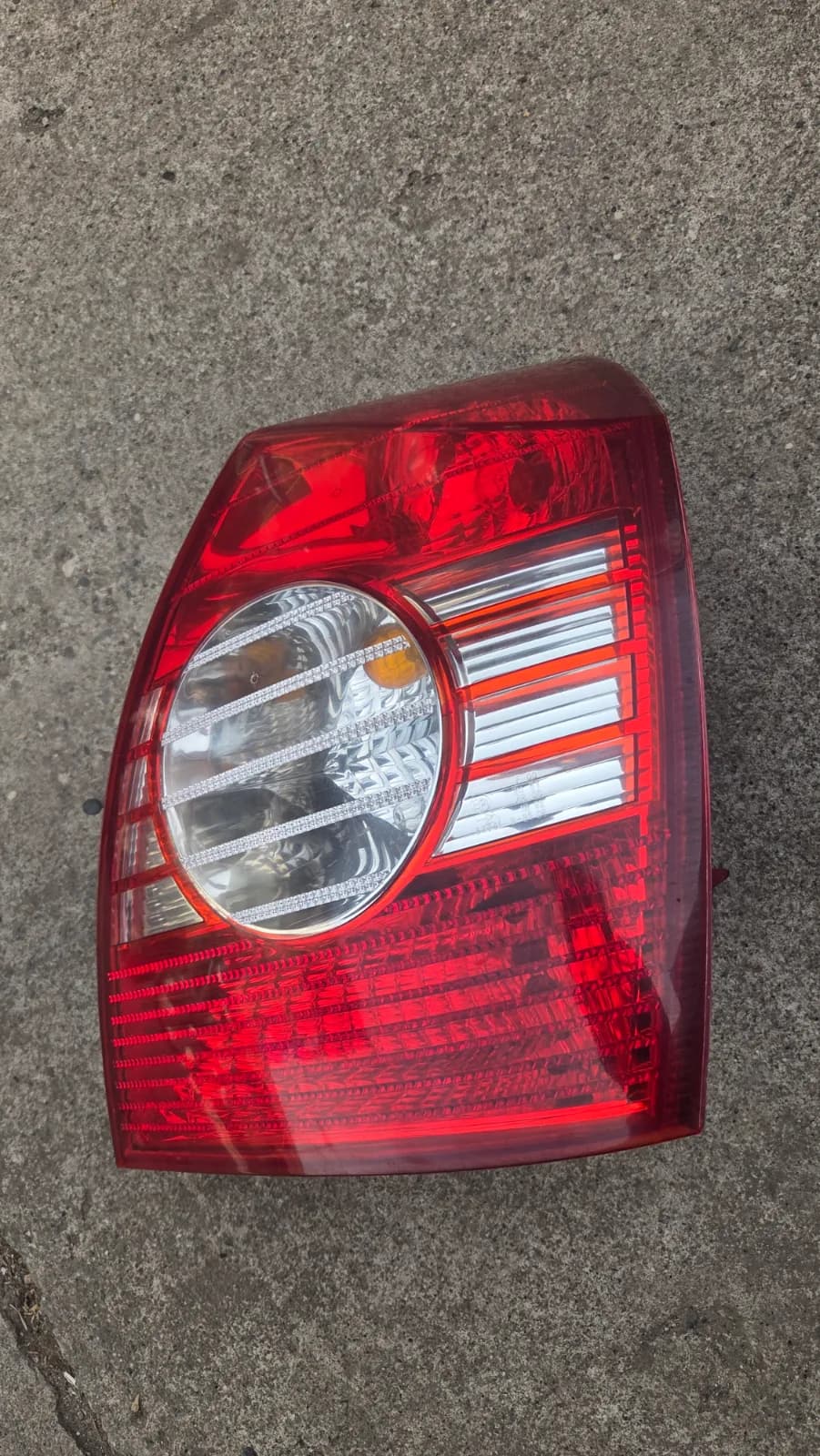 Stop lampa — Hyundai Matrix 2003 (fotografija 1 od 4)