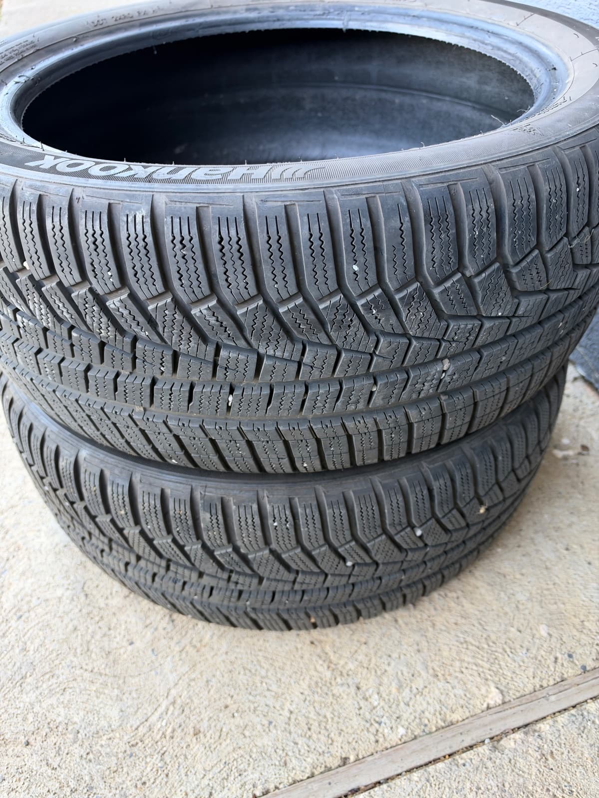 Zimske gume Mercedes A W176 — Mercedes A W176 (fotografija 1 od 5)