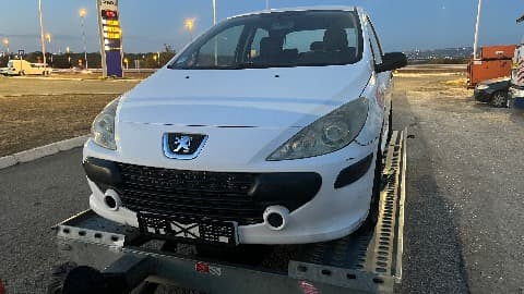 Branik za Peugeot 307 — Peugeot 307 2006