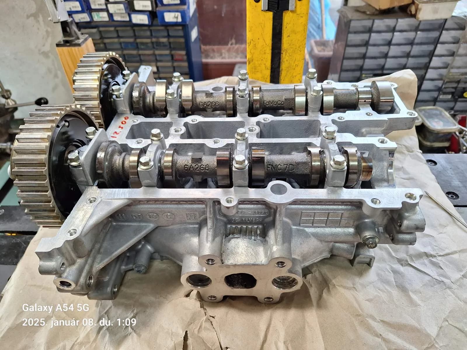 Glava motora nova — Ford C-Max 2 2014