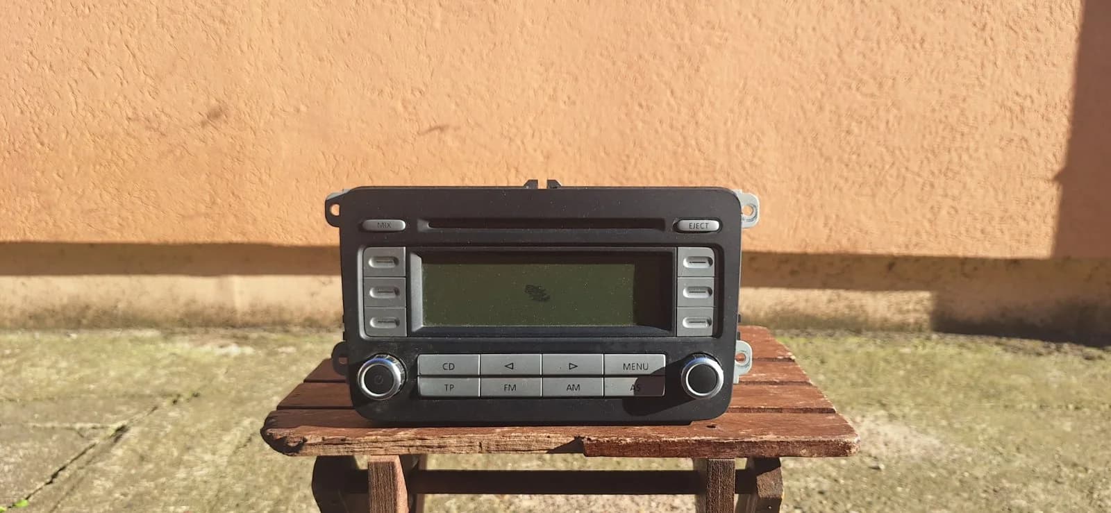 Auto radio Volkswagen Golf 5 — Volkswagen Golf 5 2007