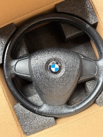 Volan BMW X3 F25 — BMW X3 F25 2012