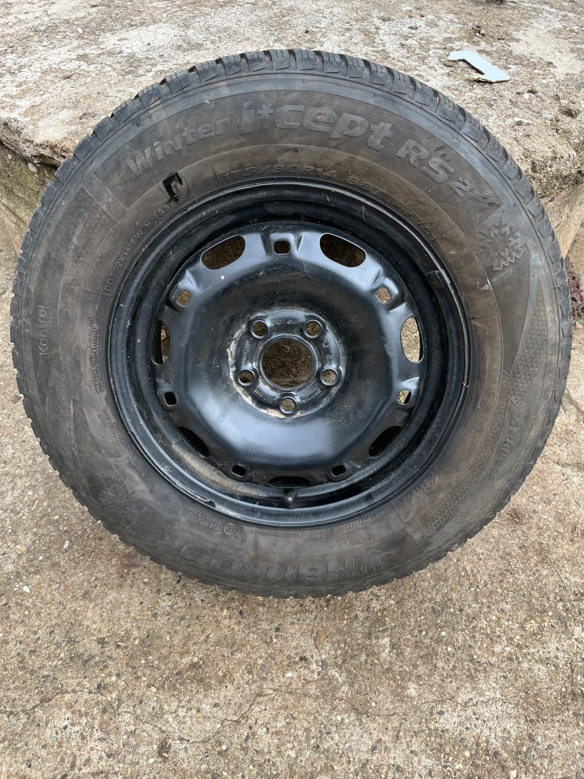 Rezervni točak Volkswagen Polo 9N — Volkswagen Polo 9N 2002 (fotografija 1 od 3)