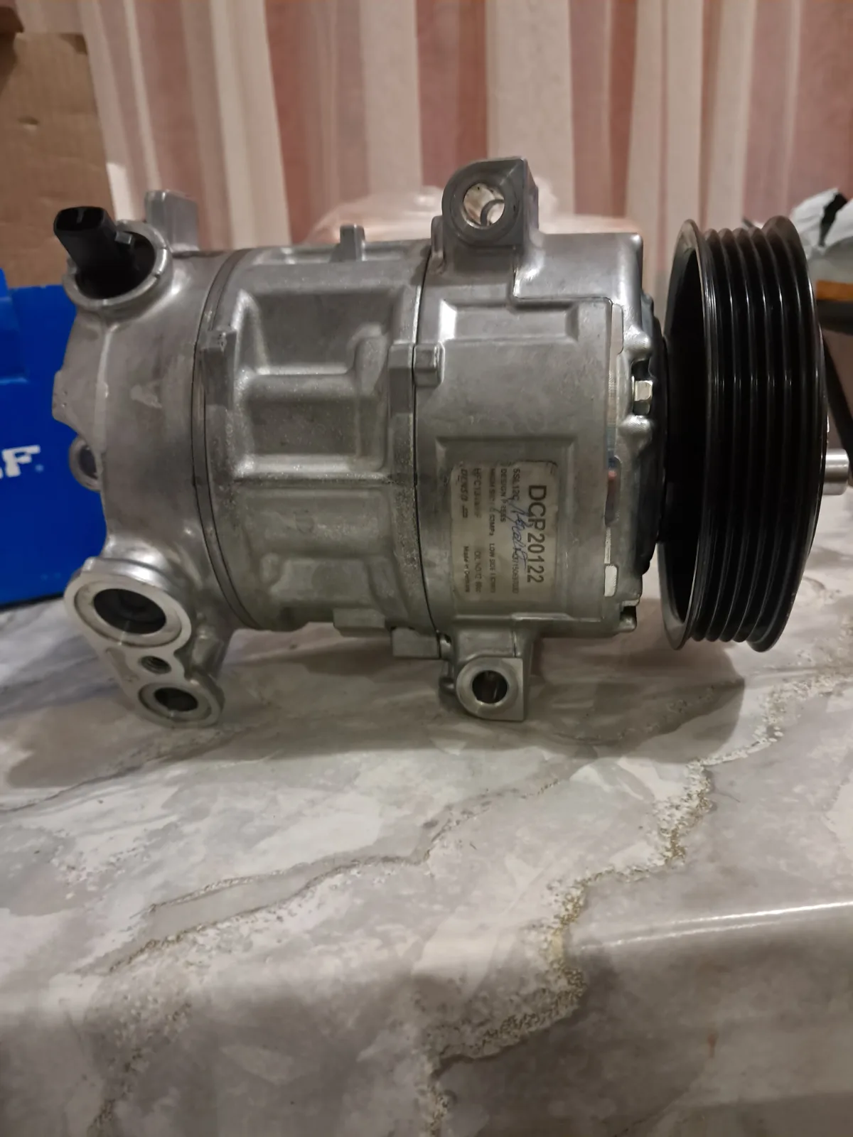 Kompresor klime — Opel Corsa D 2008 (fotografija 1 od 4)