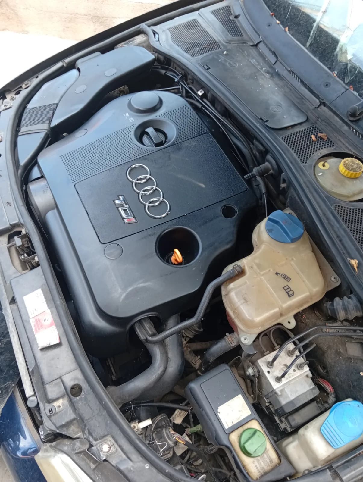 Motor u delove,1.9 TDI — Audi A4 B5 2000