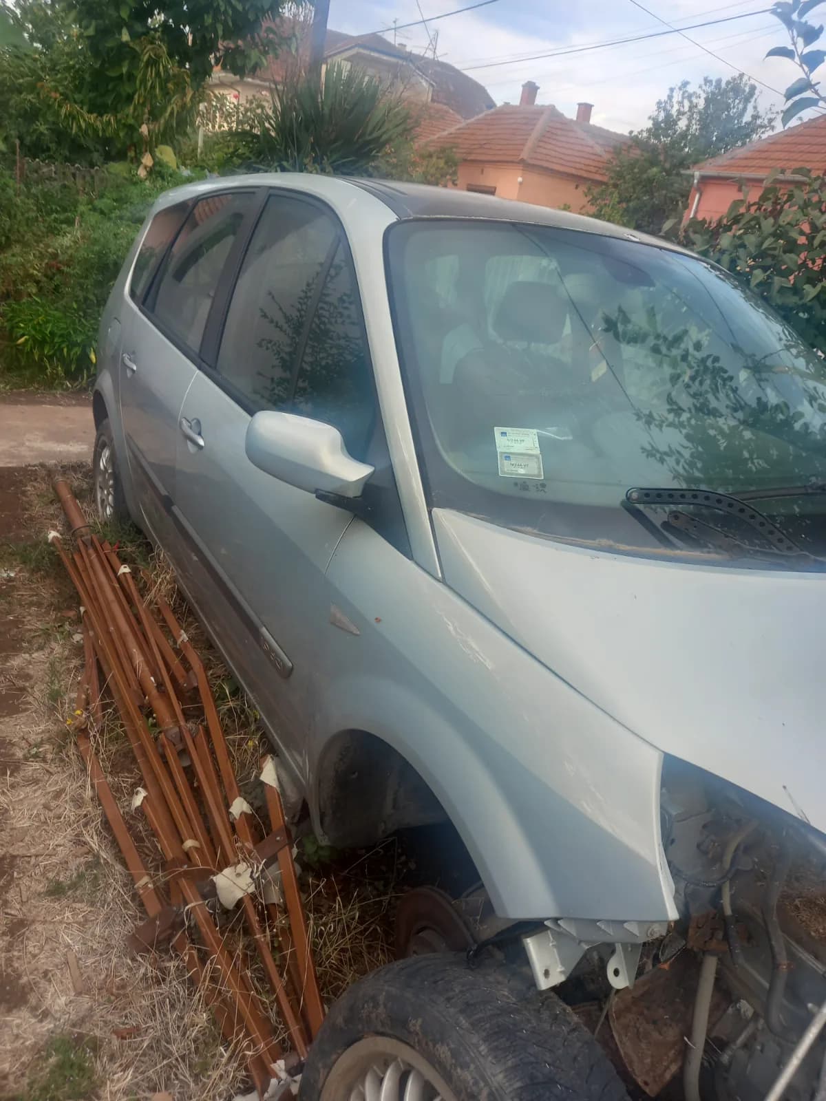 Vrata Renault Scenic 2 — Renault Scenic 2 2006 (fotografija 1 od 2)