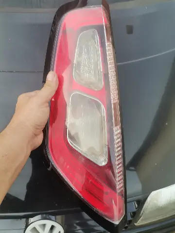 Štop svetlo Fiat Grande Punto — Fiat Grande Punto 2011