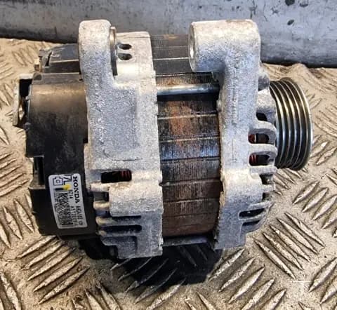 Alternator Honda Jazz 2 1.4 vtec — Honda Jazz 2 2010