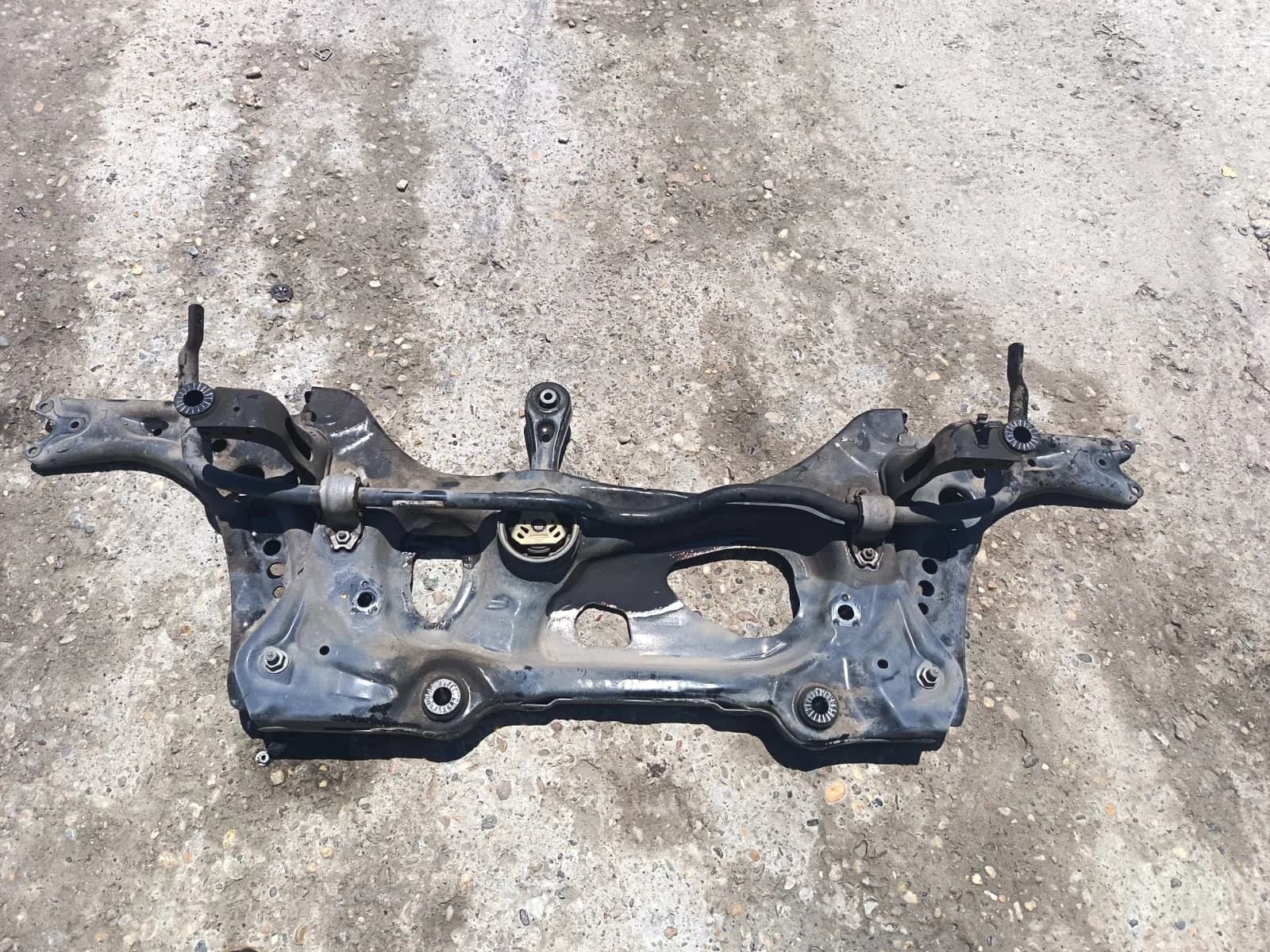 Nosač motora 5Q0 199 315 – VW / Audi / Škoda / Seat — Škoda Octavia 3 2019 (fotografija 1 od 2)