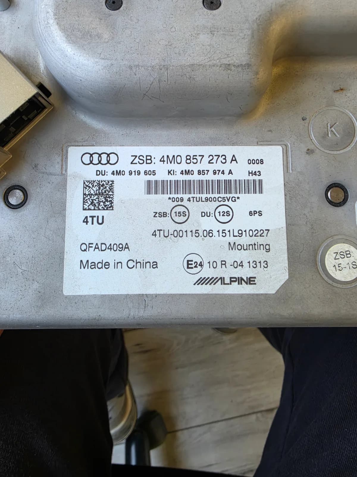 Displej centralne konzole Audi Q7 4M — Audi Q7 4M 2016 (fotografija 1 od 2)
