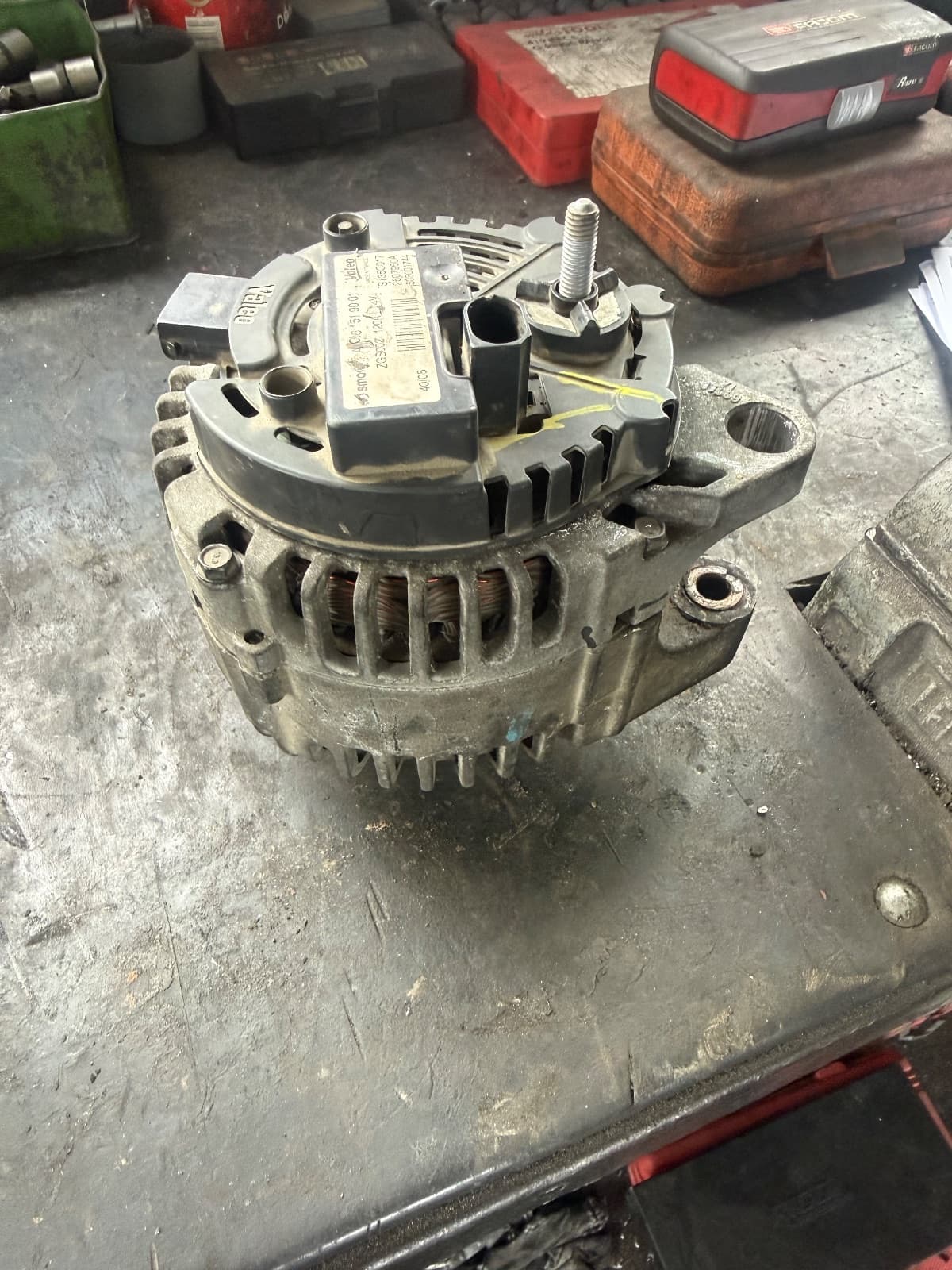 Alternator Smart ForTwo 451 — Smart ForTwo 451 2012 (fotografija 1 od 3)