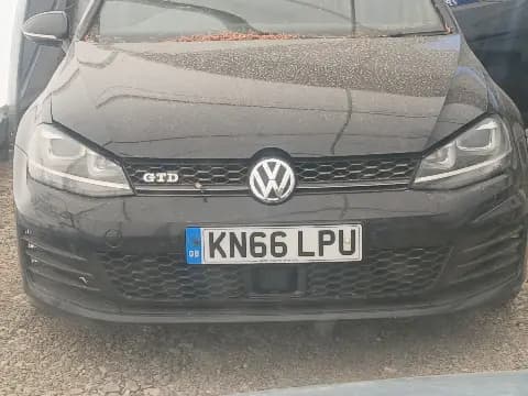 Prednji branik — Volkswagen Golf 7 2015