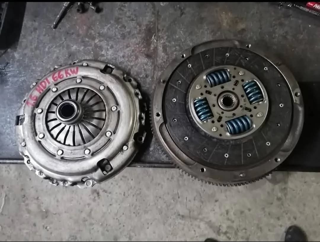 Set kvačila peugeot 307 1.6 hdi 66kw — Peugeot 307 2005 (fotografija 1 od 3)