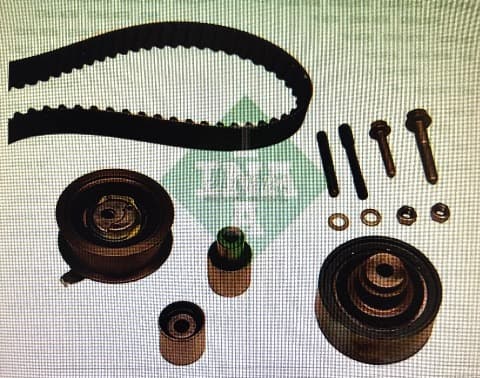 Zupčasti kaiš / set razvoda Volkswagen Passat B5 — Volkswagen Passat B5 2004