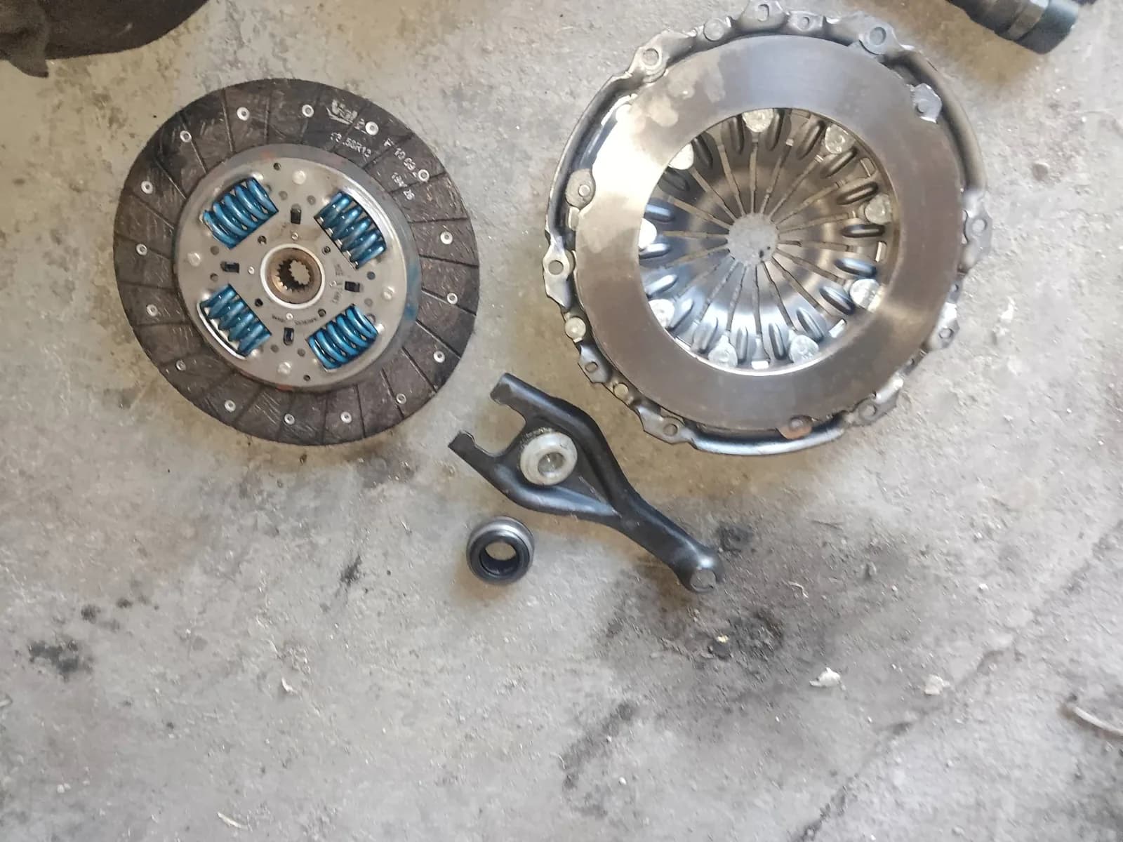 Set kvacila Peugeot 206 — Peugeot 206 2025