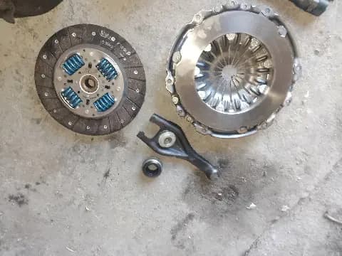 Set kvacila Peugeot 206 — Peugeot 206 2025