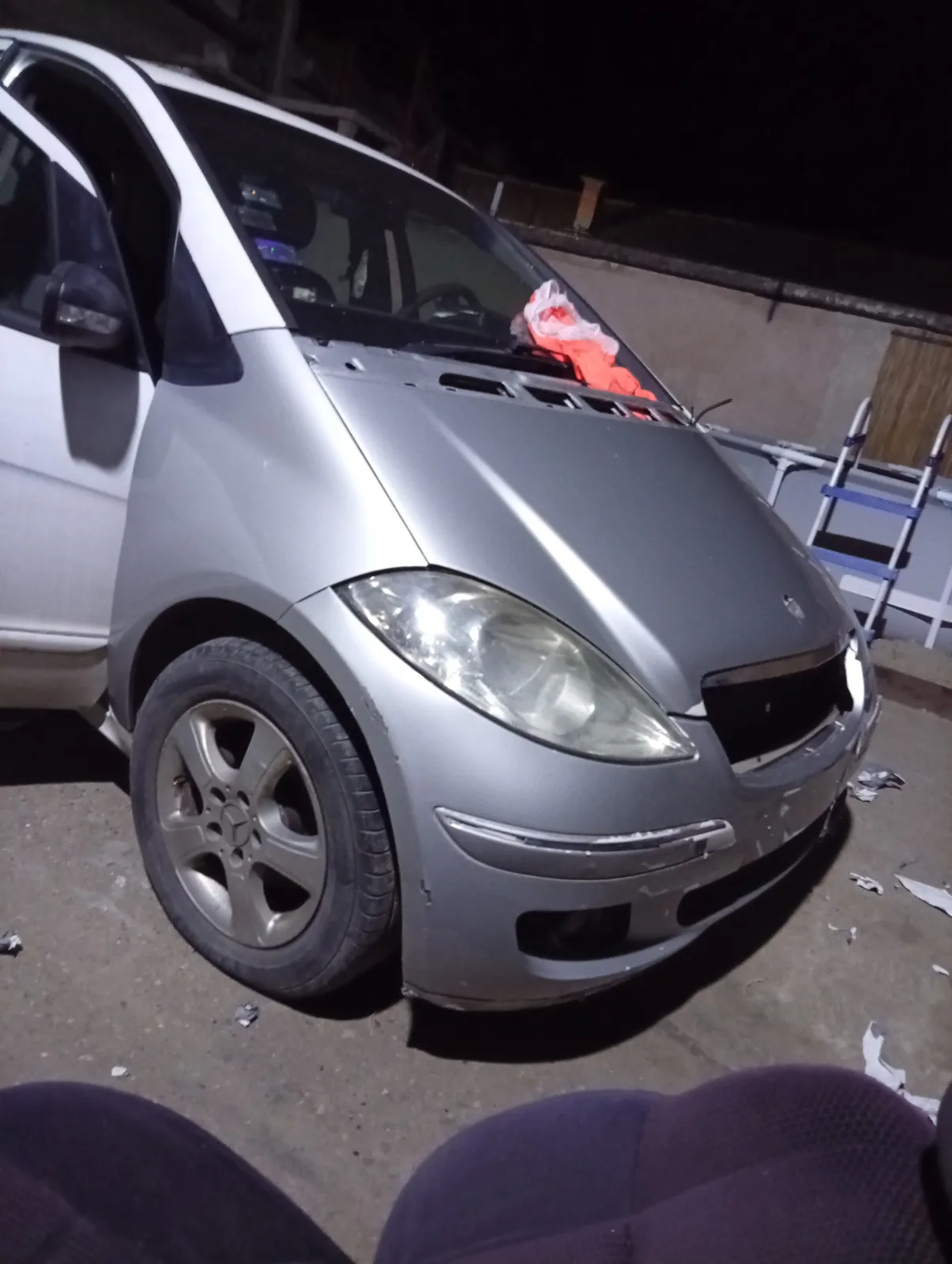 Prednji branik Mercedes a160 w169 — Mercedes A W169 2007