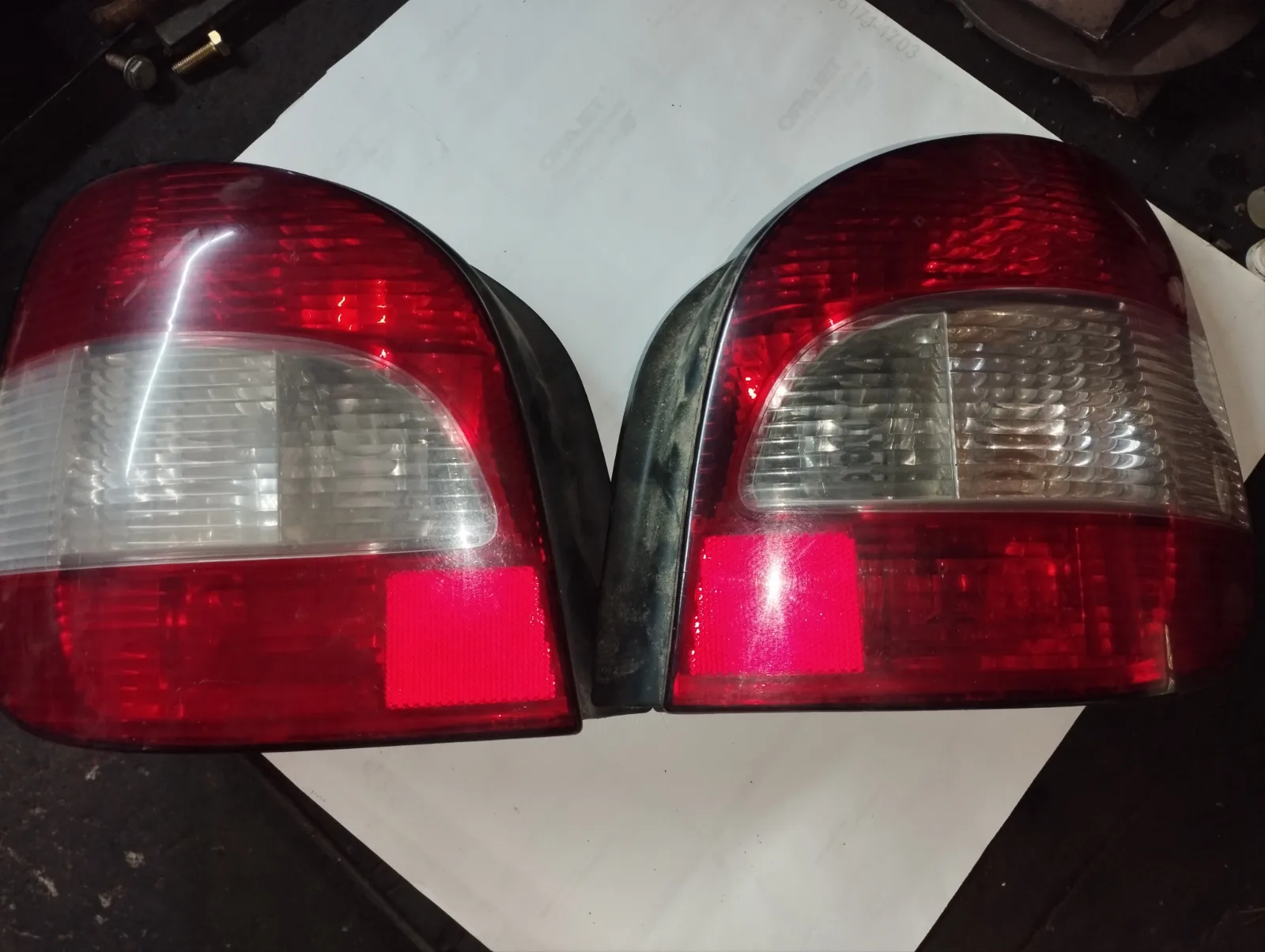 Stop svetla — Renault Scenic 1 1996 (fotografija 1 od 3)